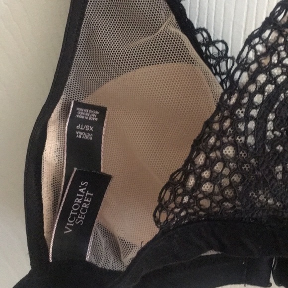 VS body by Victoria bralette - Picture 4 of 4